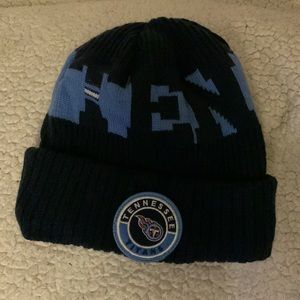 New era Mens Tennessee Titans winter “on field” beanie